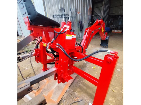 excavators for tractors ts300 bim mosxos 05 excavators for tractors ts300 bim mosxos 05